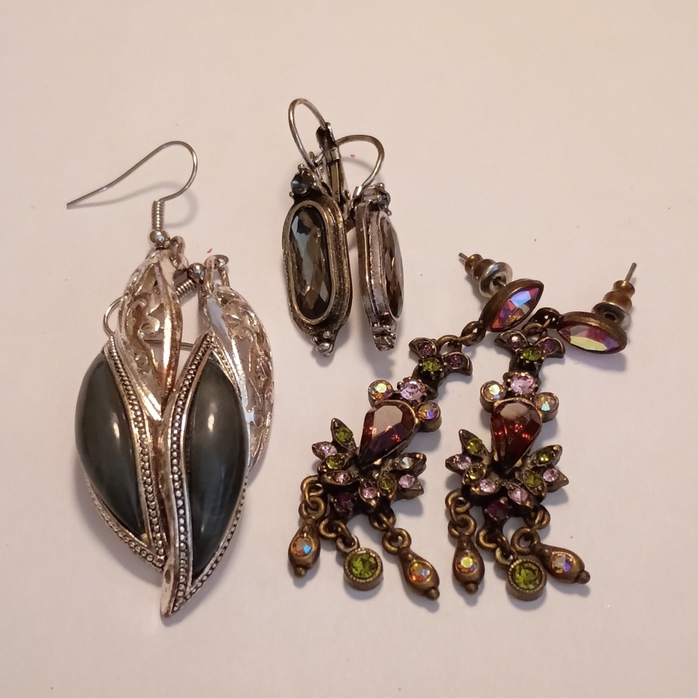 Vintage‎ Mixed Lot of 6 Earrings Multicolor Ornate Metal & Glass Designs